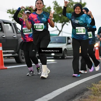 Runner Photo 4941735