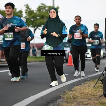 Runner Photo 4941839