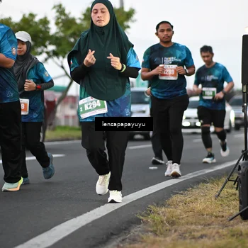 Runner Photo 4941843