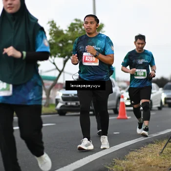 Runner Photo 4941851