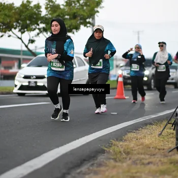 Runner Photo 4941877