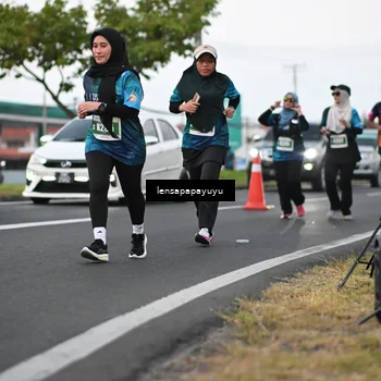 Runner Photo 4941878