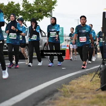 Runner Photo 4941959