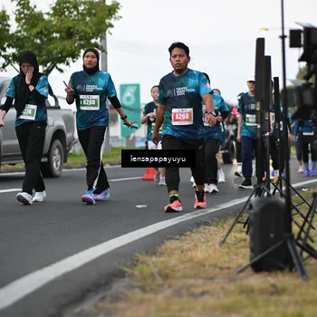 Runner Photo 4941980