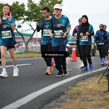 Runner Photo 4942000