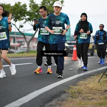 Runner Photo 4942014