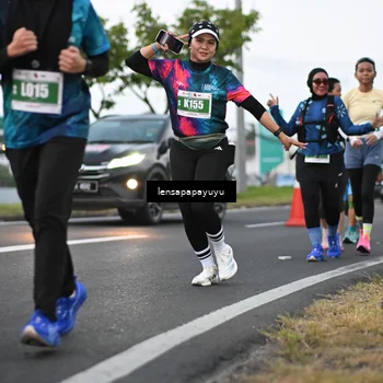 Runner Photo 4942033