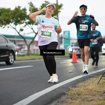 Runner Photo 4942110
