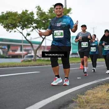 Runner Photo 4942159