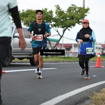 Runner Photo 4942305