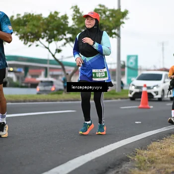 Runner Photo 4942321