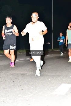 Runner Photo 4942371