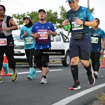 Runner Photo 4942379