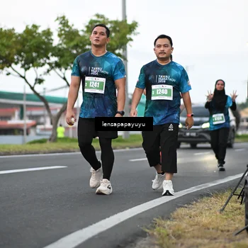 Runner Photo 4942383