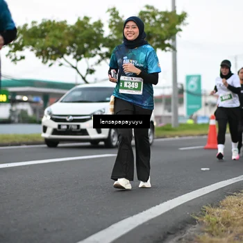 Runner Photo 4942413