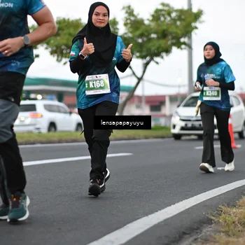 Runner Photo 4942417