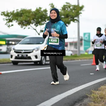Runner Photo 4942429