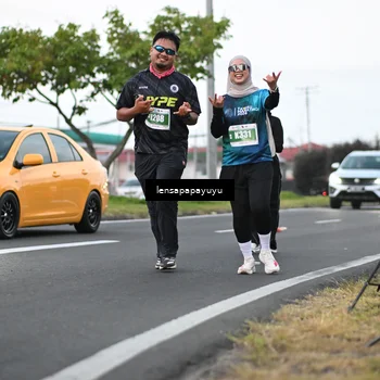 Runner Photo 4942496