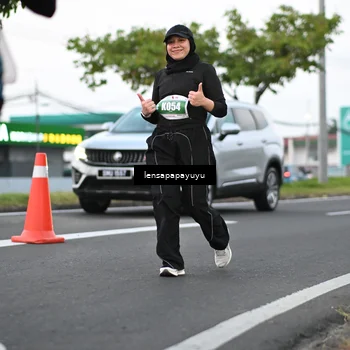 Runner Photo 4942513