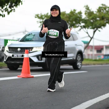 Runner Photo 4942517