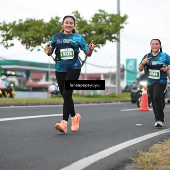 Runner Photo 4942532
