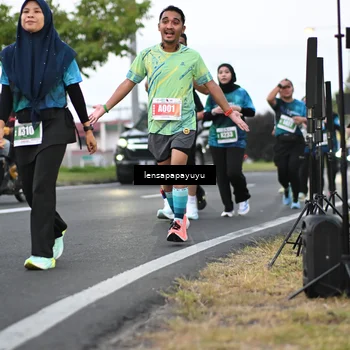 Runner Photo 4942595