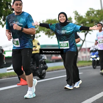 Runner Photo 4942641
