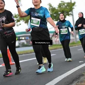 Runner Photo 4942660