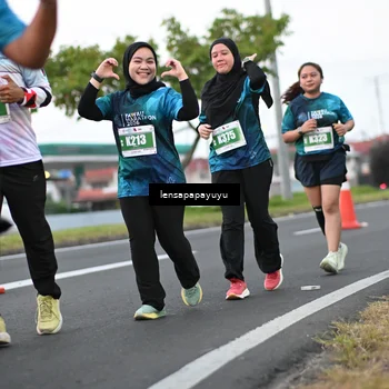 Runner Photo 4942678