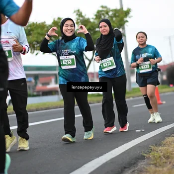 Runner Photo 4942681