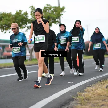 Runner Photo 4942735