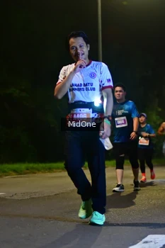 Runner Photo 4942799