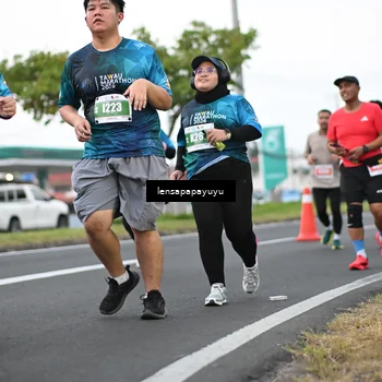 Runner Photo 4942831