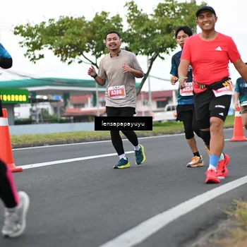 Runner Photo 4942856