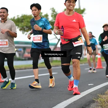 Runner Photo 4942874