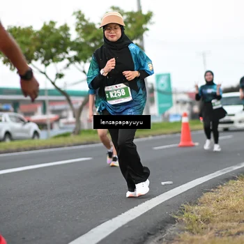 Runner Photo 4942915