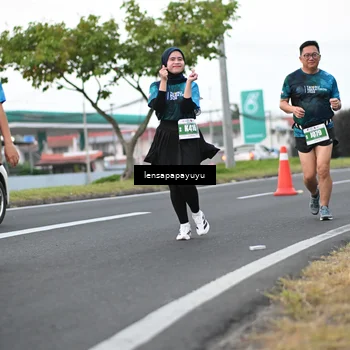Runner Photo 4942929