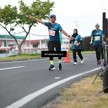 Runner Photo 4943190