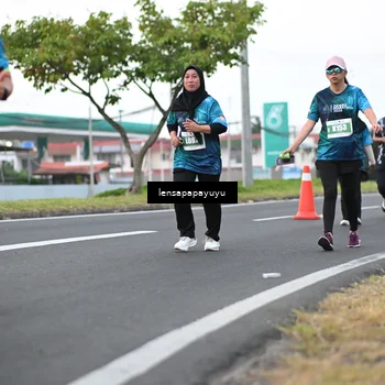 Runner Photo 4943246