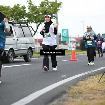 Runner Photo 4943319