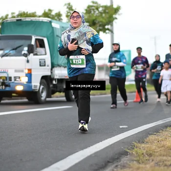 Runner Photo 4943327