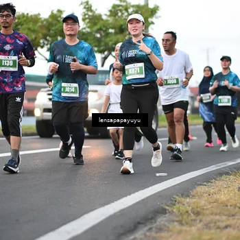 Runner Photo 4943339