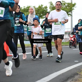 Runner Photo 4943363