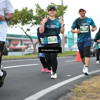 Runner Photo 4943385