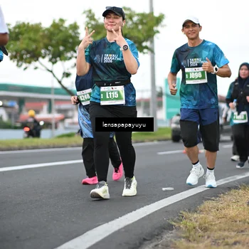 Runner Photo 4943394