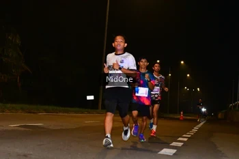 Runner Photo 4943481