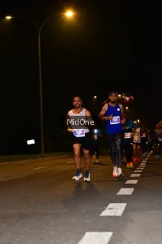 Runner Photo 4943565