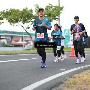 Runner Photo 4943816