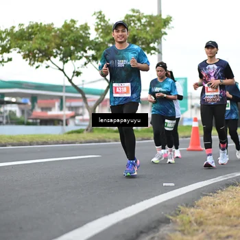 Runner Photo 4943820