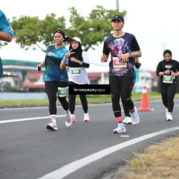Runner Photo 4943836